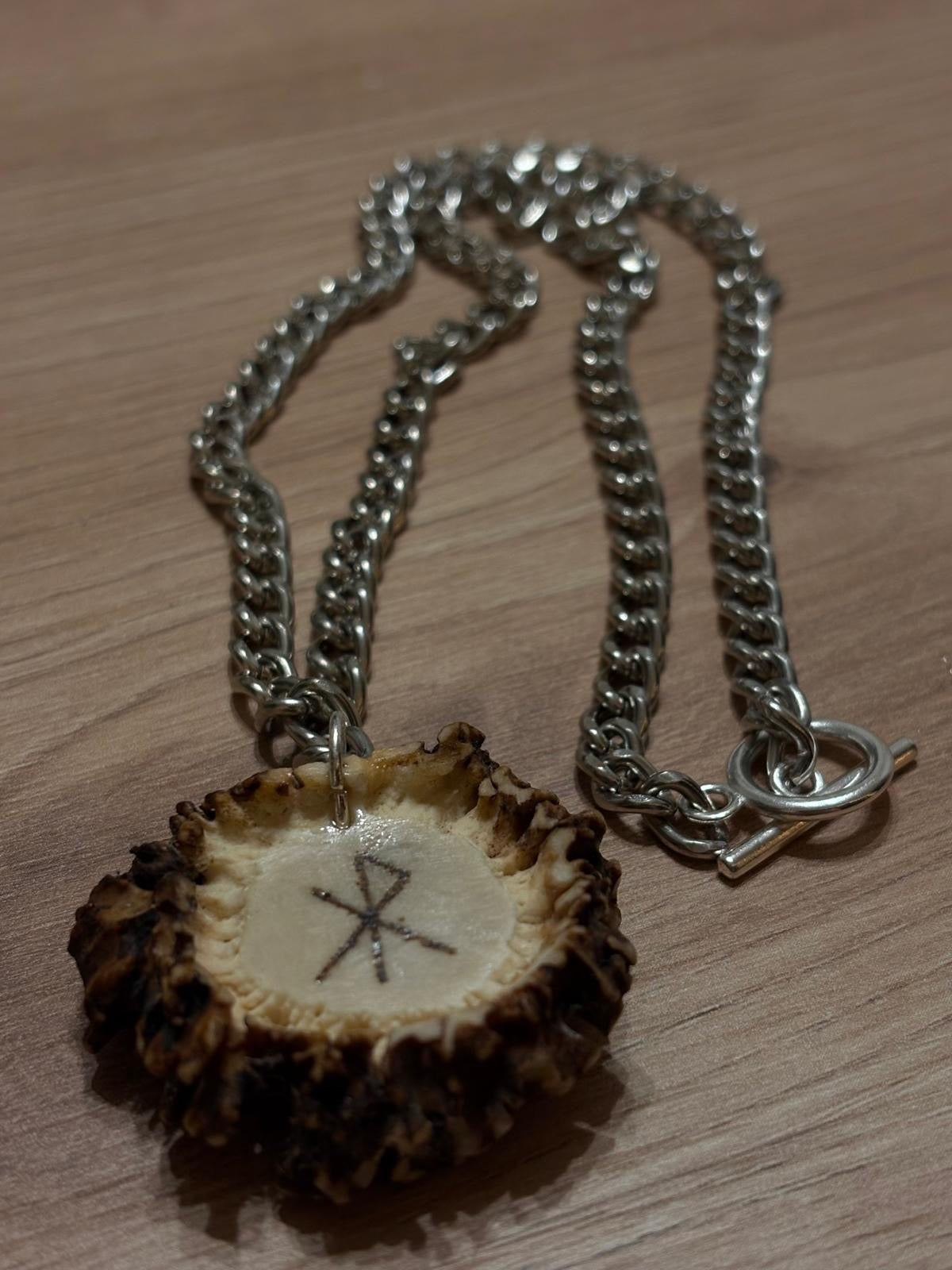 Ginfaxi | Antler Bindrune Pendant Necklace