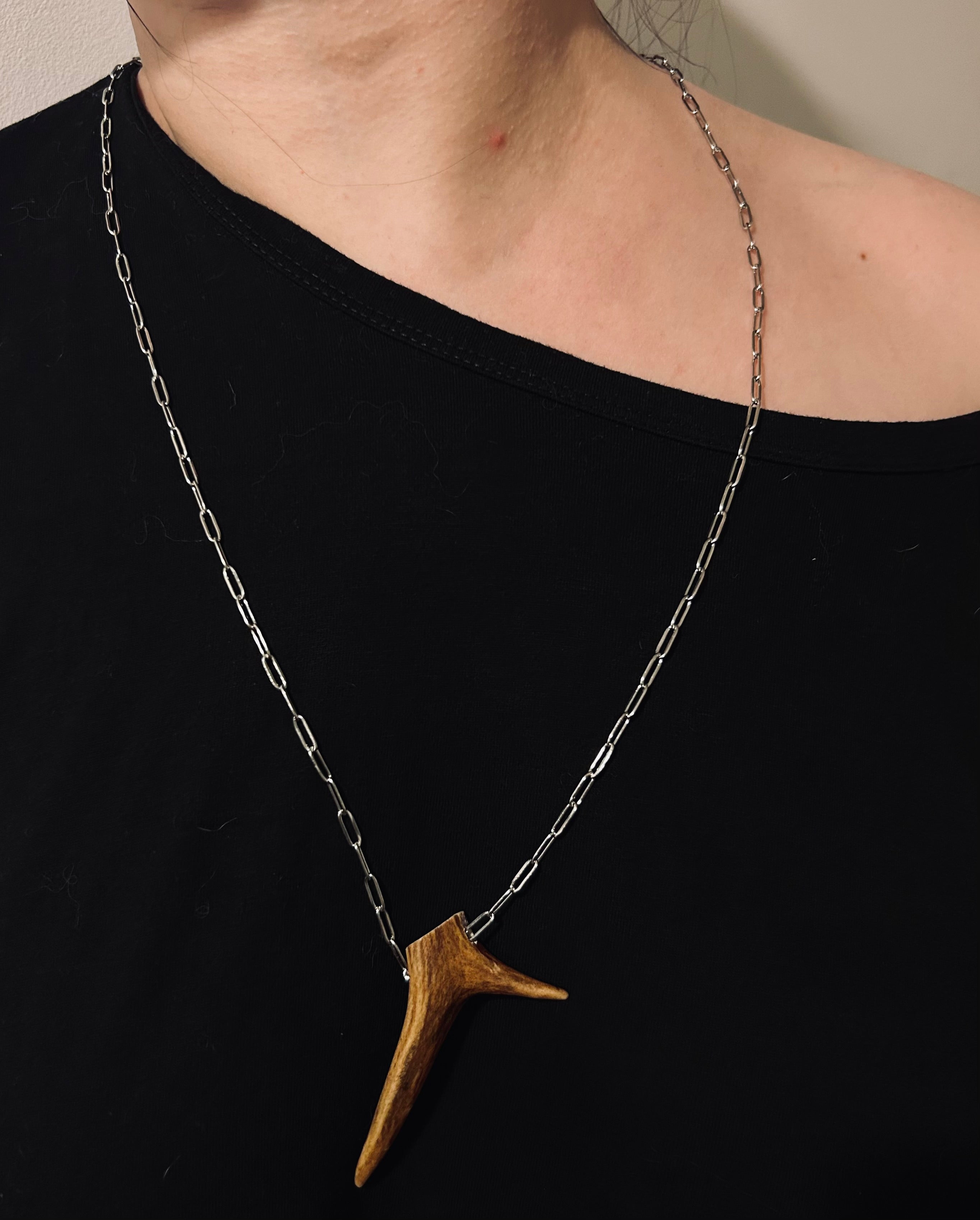 Járnviðr | Antler Fork Pendant